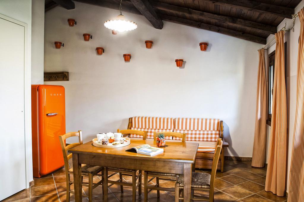 Agriturismo La Valle Di Vico Caprarola Eksteriør billede